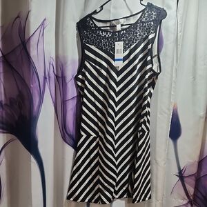 Russell Kemp Black and White Striped Dress with Lace Detail. XL. NWT